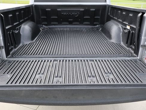 Used 2024 RAM 1500 Warlock AWD/4WD image 10