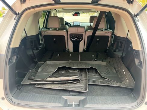 Used 2023 Honda Pilot Elite image 28