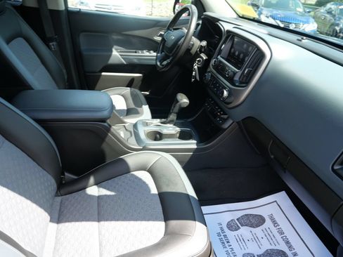 Used 2020 Chevrolet Colorado Z71 AWD/4WD image 28