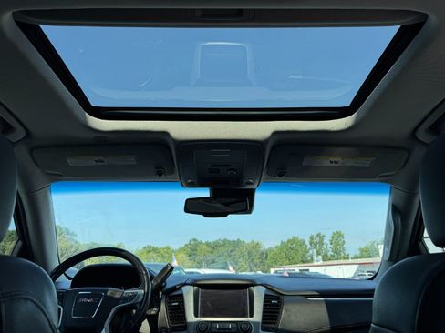 Used 2019 GMC Yukon SLT AWD/4WD image 23