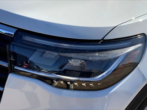 New 2026 Ford Explorer Active w/ Active Comfort Package image 13