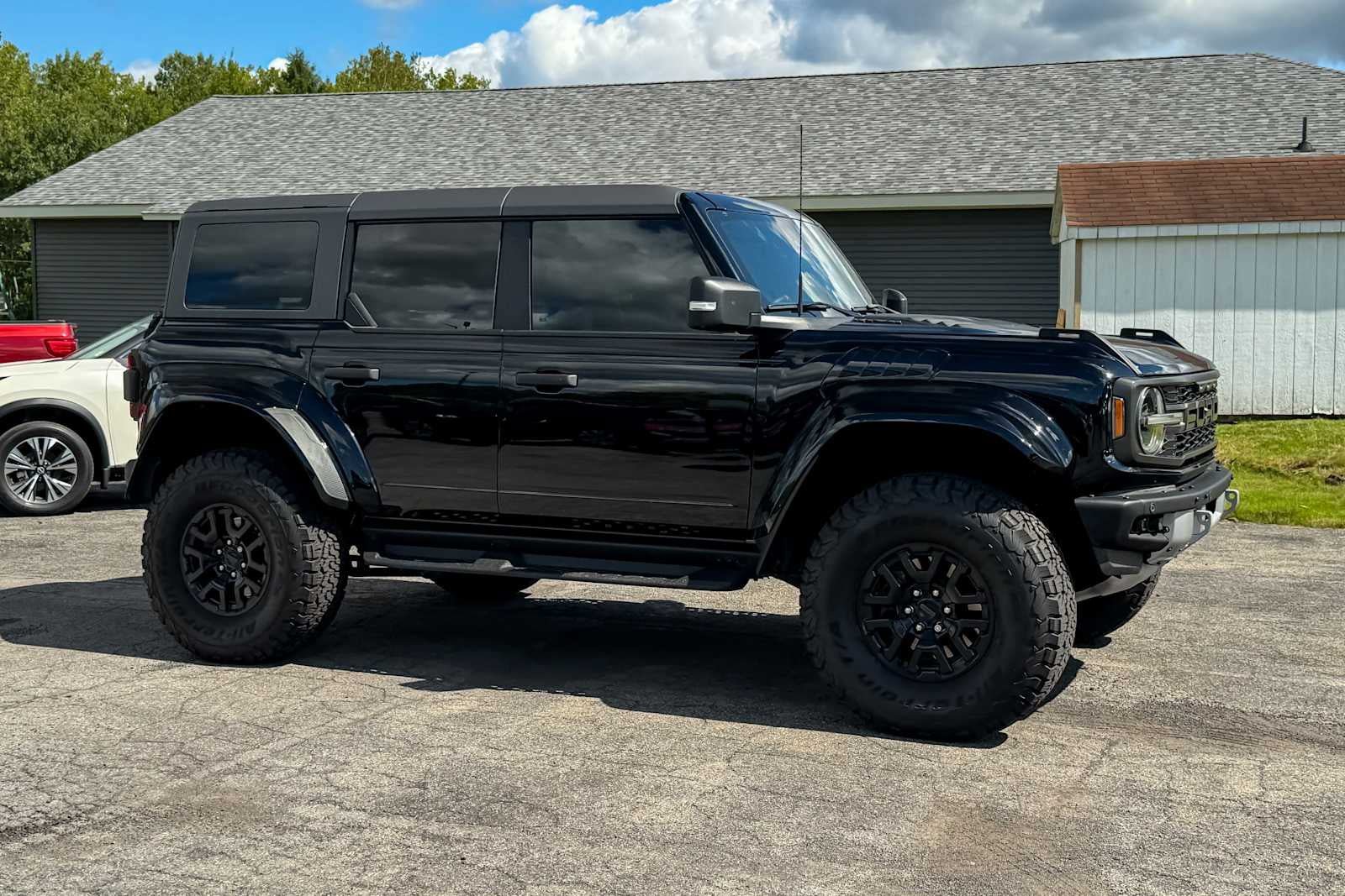 Used 2024 Ford Bronco Raptor AWD/4WD image 2