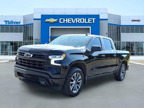 Used 2024 Chevrolet Silverado 1500 RST w/ Z71 Off-Road Package AWD/4WD image 2