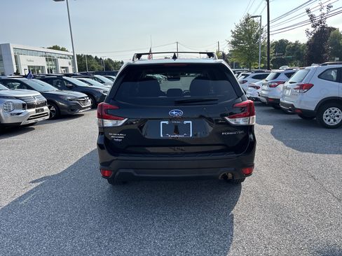 Certified 2023 Subaru Forester Premium AWD/4WD image 23