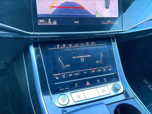 Used 2019 Audi Q8 Prestige w/ Adaptive Chassis Package AWD/4WD image 21
