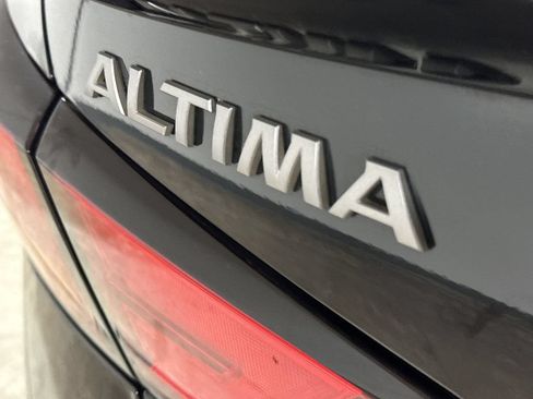 Used 2023 Nissan Altima 2.5 SV w/ SV Premium Package FWD image 27
