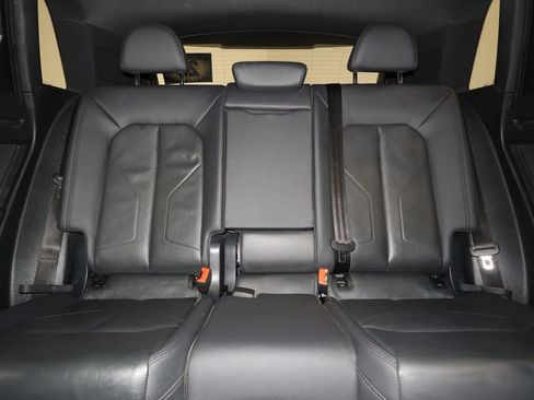 Used 2025 Audi Q3 2.0T Premium image 29