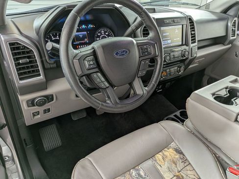 Used 2015 Ford F150 XLT w/ Equipment Group 302A Luxury RWD image 11