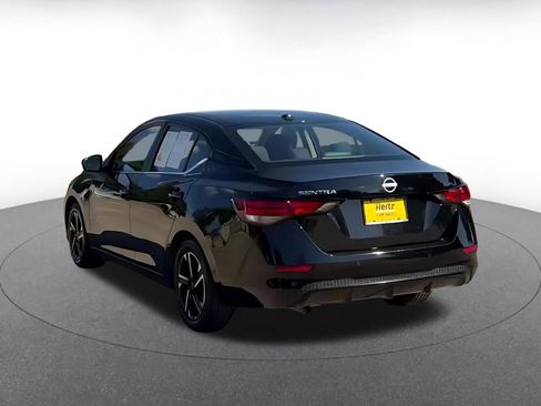 Used 2025 Nissan Sentra SV FWD image 11