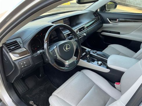 Used 2013 Lexus GS 350 AWD w/ Luxury Pkg w/Cold Weather Pkg image 29