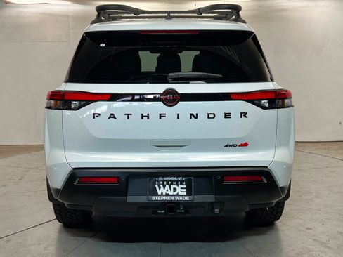 New 2026 Nissan Pathfinder Rock Creek AWD/4WD image 4