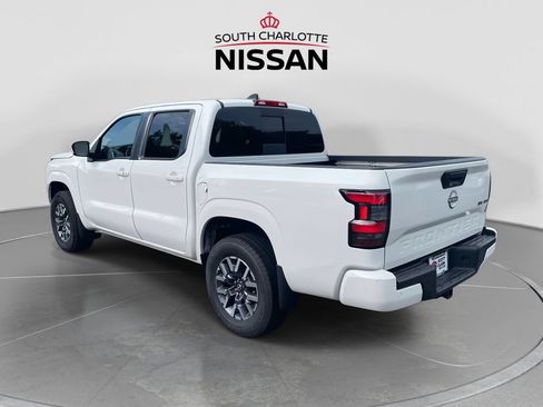 Used 2023 Nissan Frontier SV w/ SV Convenience Package AWD/4WD image 4