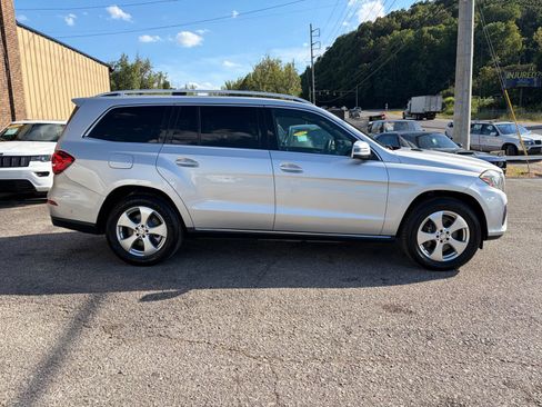 Used 2017 Mercedes-Benz GLS 450 4MATIC image 4