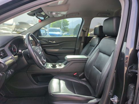 Used 2020 GMC Acadia SLT AWD/4WD image 24