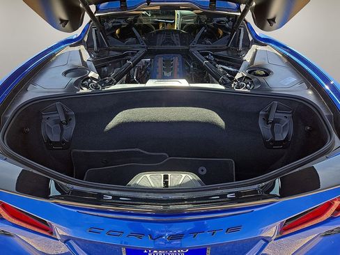 Used 2023 Chevrolet Corvette Stingray Preferred Cpe w/ Z51 Performance Package image 13