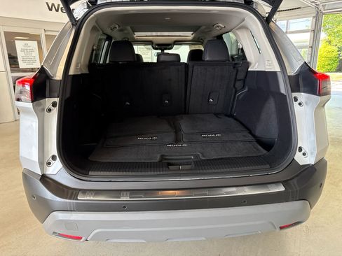 Used 2023 Nissan Rogue SV w/ SV Premium B Package AWD/4WD image 23