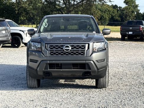 Certified 2024 Nissan Frontier SV w/ Technology Package AWD/4WD image 2