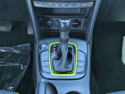 Used 2019 Hyundai Kona Ultimate FWD image 17