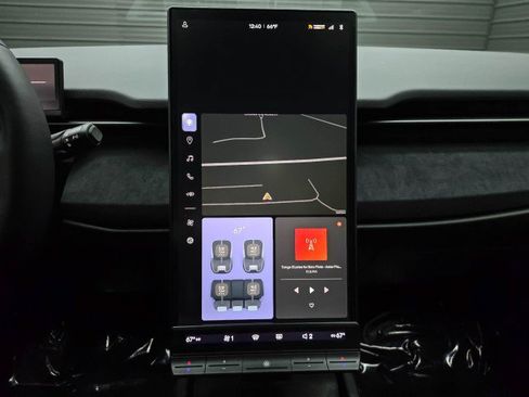Used 2023 Fisker Ocean Sport FWD image 25