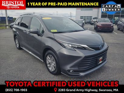 Certified 2025 Toyota Sienna XLE