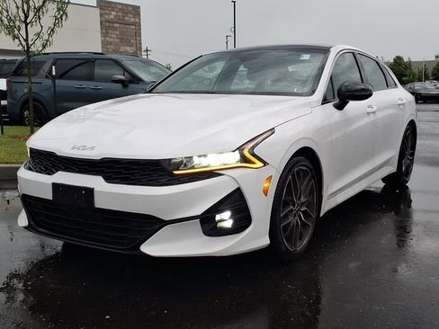 Used 2023 Kia K5 GT FWD image 2