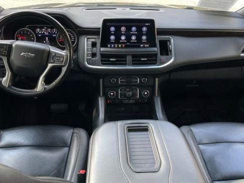 Used 2021 Chevrolet Tahoe Z71 w/ Z71 Off-Road Package AWD/4WD image 17