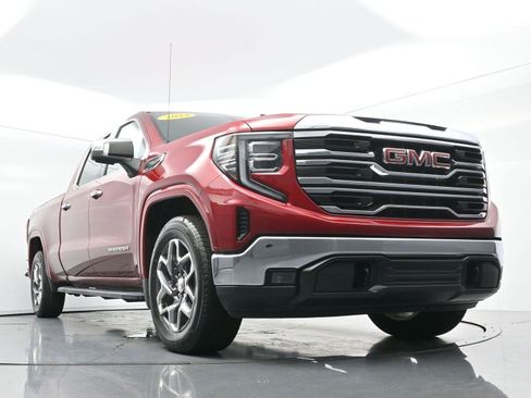 Used 2023 GMC Sierra 1500 SLT w/ SLT Convenience Package AWD/4WD image 48