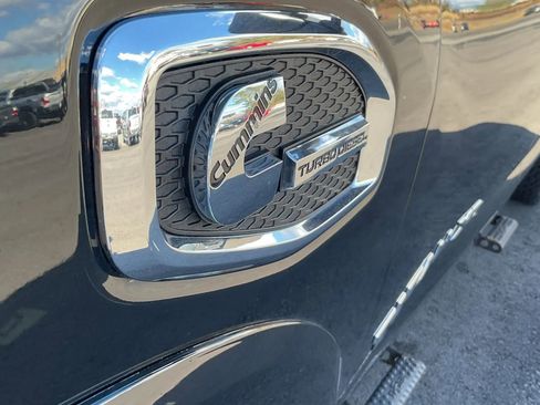 Used 2019 Nissan Titan PRO-4X w/ Pro-4x Utility Package image 18