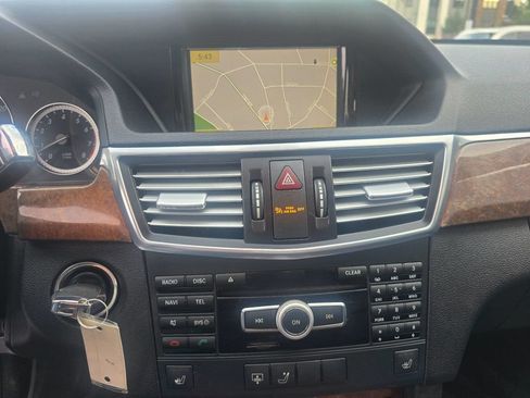 Used 2012 Mercedes-Benz E 350 4MATIC Sedan image 12