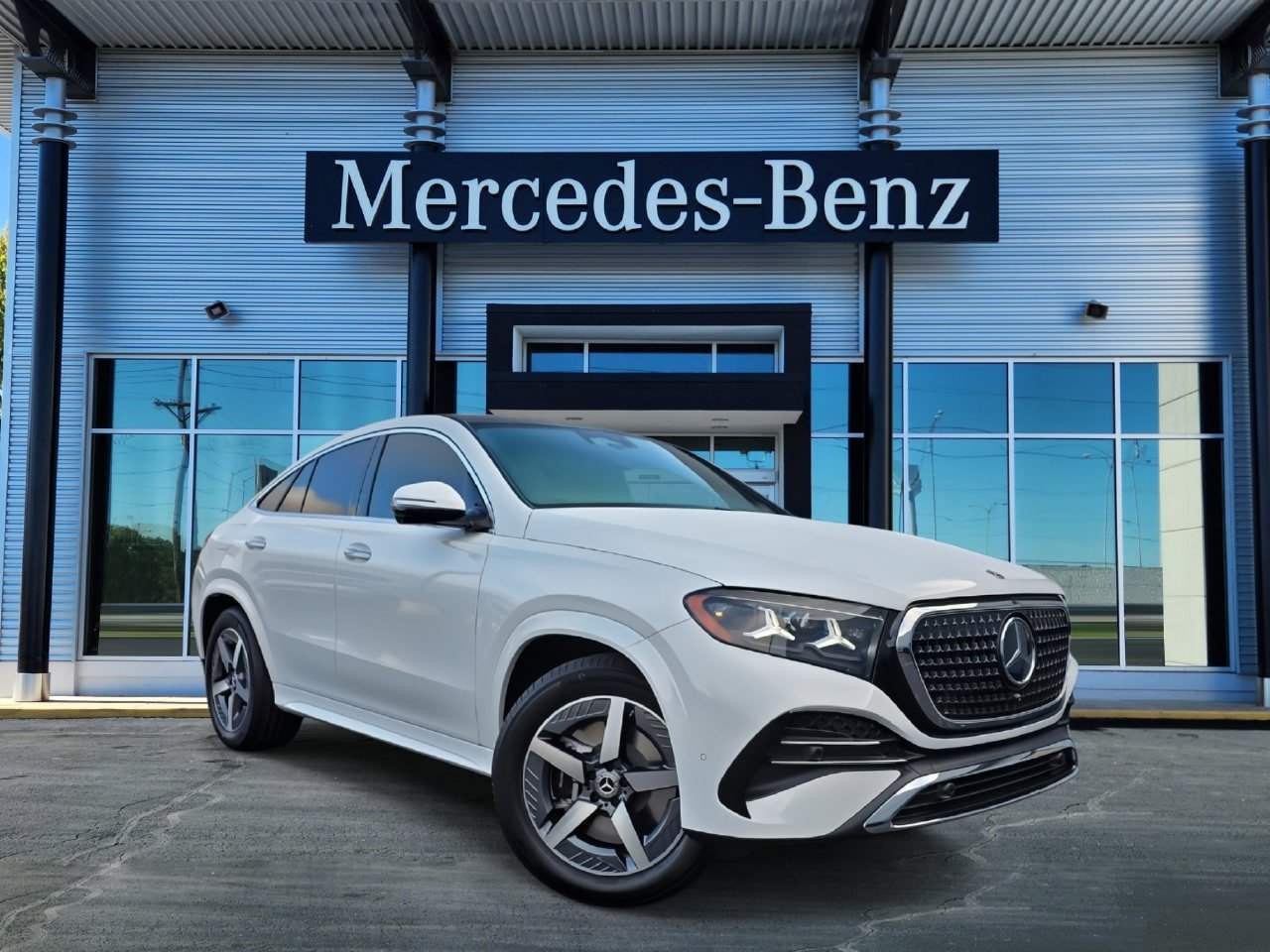 New 2027 Mercedes-Benz GLE 450 4MATIC Coupe image 1