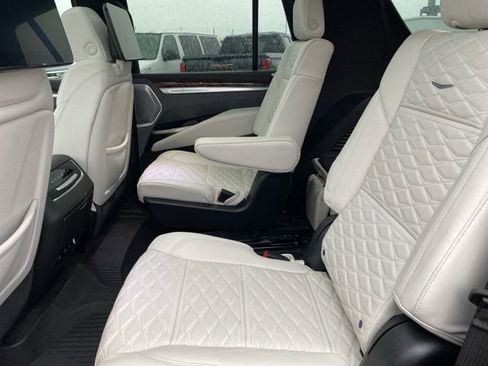 Used 2025 Cadillac Escalade Sport Platinum w/ LPO, Floor Liner Package image 29