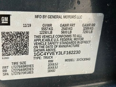 Used 2020 Chevrolet Silverado 3500 High Country image 17