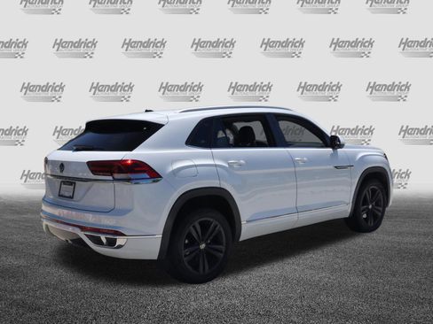 Used 2021 Volkswagen Atlas Cross Sport SE FWD image 9