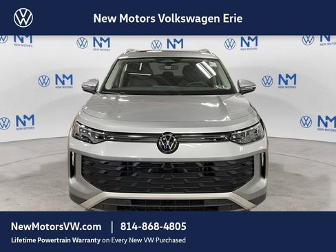 New 2026 Volkswagen Tiguan SE AWD/4WD image 8