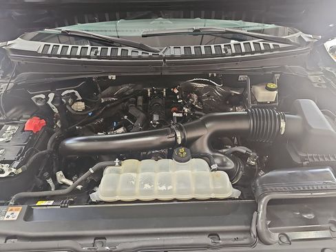 Used 2024 Ford Expedition Max XLT AWD/4WD image 31