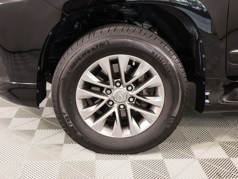 Used 2015 Lexus GX 460 Luxury AWD/4WD image 19