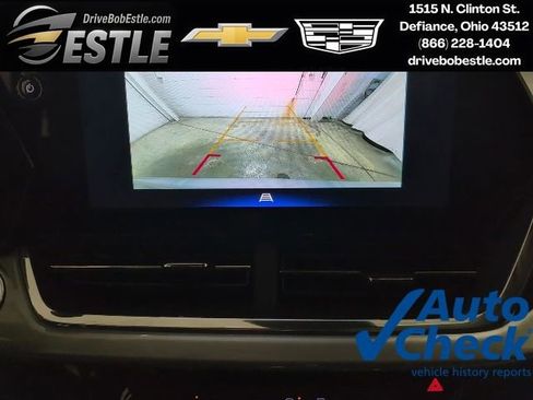 Used 2025 Chevrolet Trax LT w/ LT Convenience Package FWD image 17