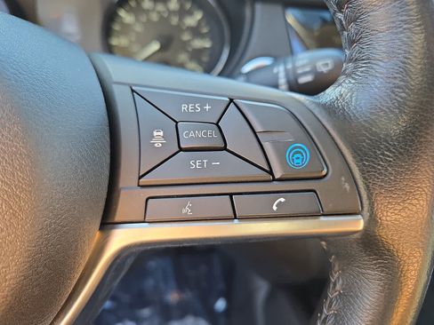 Used 2019 Nissan Rogue Sport SL w/ Premium Package image 25