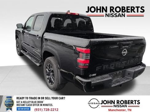 Used 2023 Nissan Frontier SV w/ Midnight Edition Package AWD/4WD image 7