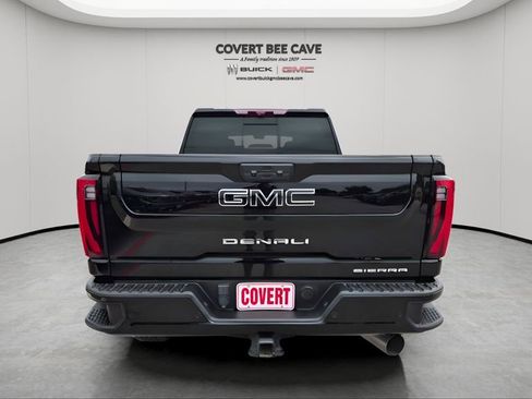 Used 2024 GMC Sierra 2500 Denali w/ Denali Reserve Package image 8