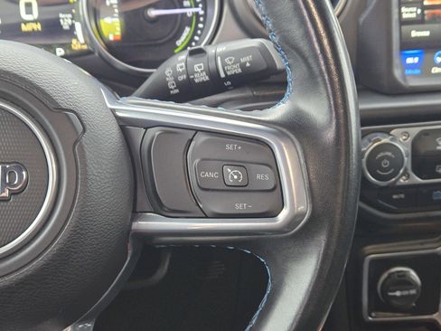 Used 2022 Jeep Wrangler Unlimited Rubicon 4xe image 13