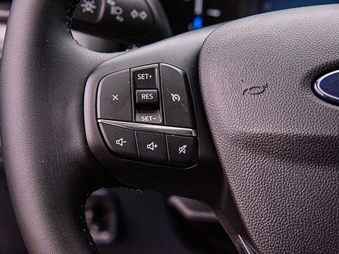 New 2025 Ford Maverick XLT w/ XLT Luxury Package image 9