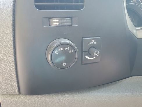 Used 2013 Chevrolet Silverado 3500 W/T image 21