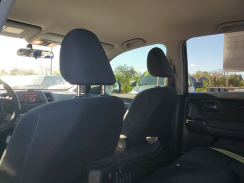 Used 2019 Honda Ridgeline Sport image 12