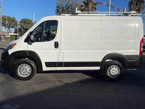Used 2023 RAM ProMaster 1500 w/ Interior LED Lighting Group FWD image 5