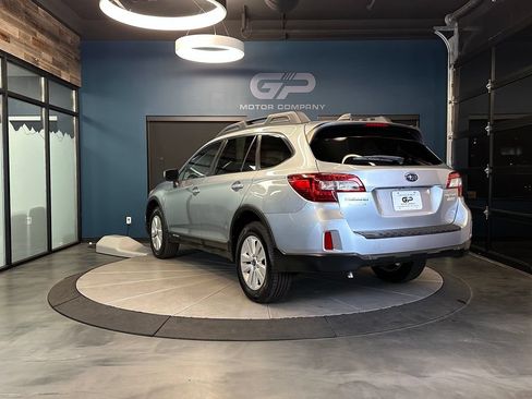 Used 2017 Subaru Outback 2.5i Premium AWD/4WD image 5