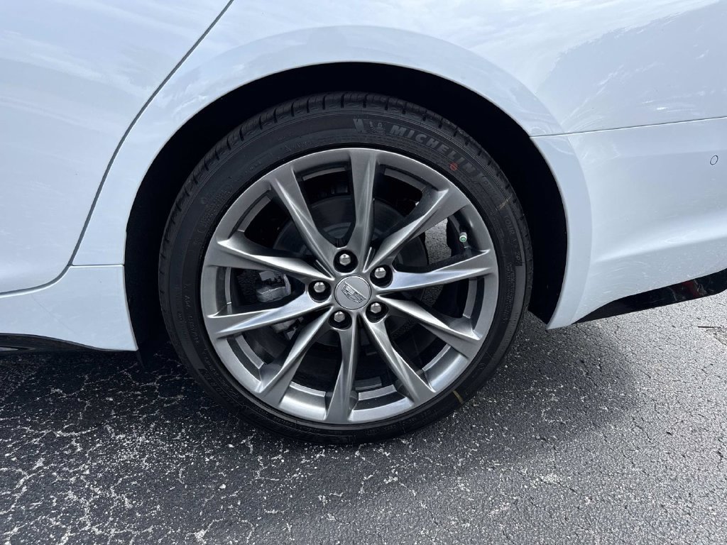 New 2026 Cadillac CT5 Sport w/ Technology Package RWD image 10