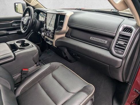 Used 2019 RAM 1500 Laramie AWD/4WD image 19