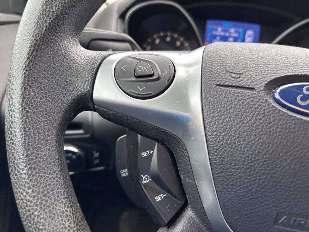 Used 2013 Ford Focus SE FWD image 12