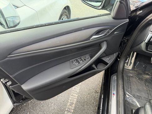 Used 2023 BMW 530i w/ M Sport Package image 12